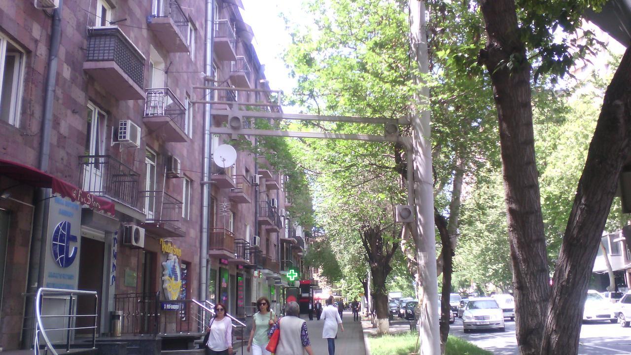 Apartments On Sayat-Nova 14 Yerevan Luaran gambar